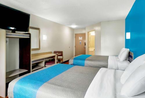 Motel 6-Gordonville, PA - Lancaster PA in Gordonville, USA
