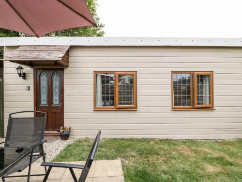 Wisteria Chalet in Watchfield