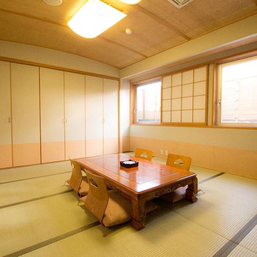 โรงแรมเซาท์ บรีซ (South Breeze Hotel) in โคจิ