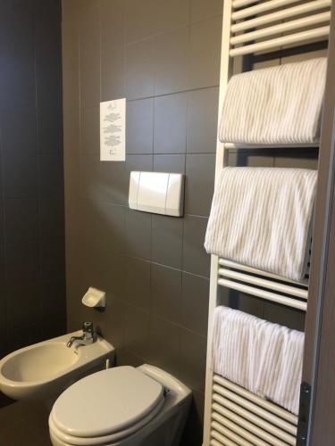 Hotel Royal - image 2