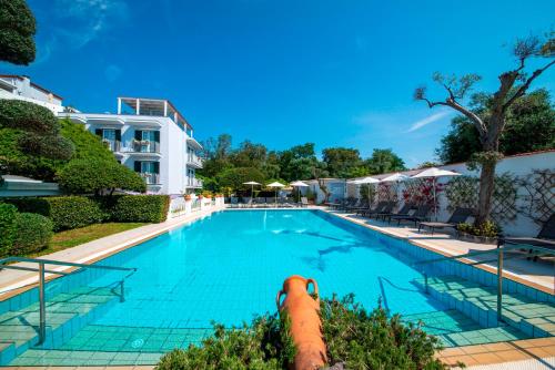 Hotel Villa Durrueli Resort & Spa - 수영장
