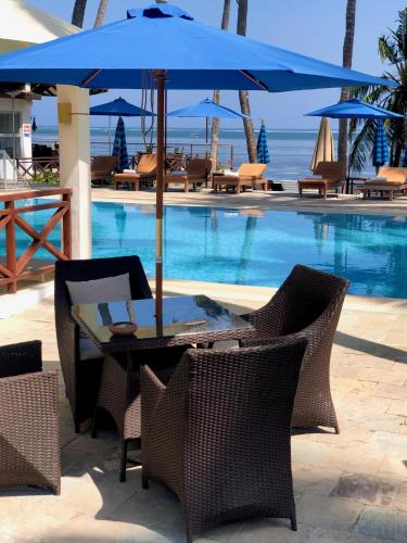 Kenya Bay Beach Hotel, Bamburi (photo 4)