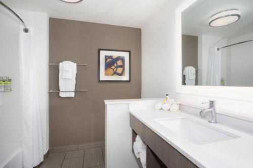 hotel rooms in great bend ks