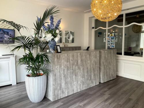 Hotel & Appartementen Bella Vista - main image