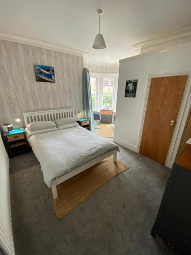 Large Double Room with Partial Sea View
