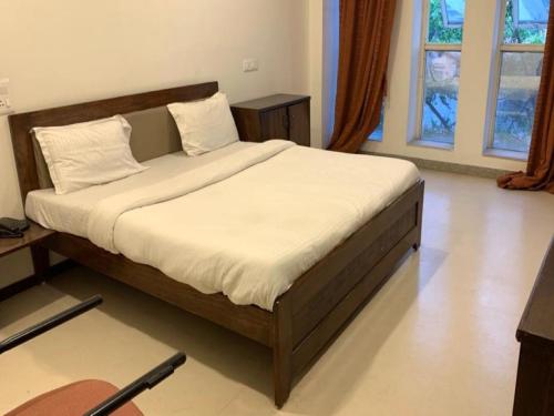            OYO 81034 Hotel Shivam 3                                                                     