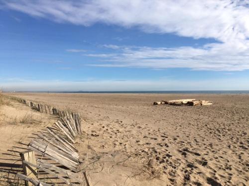 Appartement T2, 2 a 4 Personnes avec une Vue sur Mer 4TL25