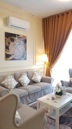 Aleeya Suite @ Troika Residence photo