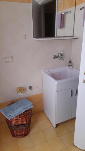 A casa di Angela al civico 4