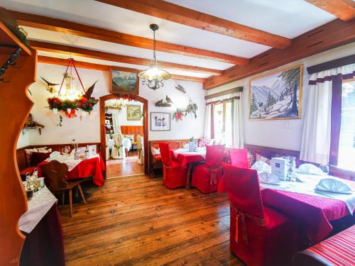 ห้องอาหาร, Partenerhof in พาร์เทเนิน