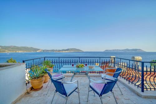  Serena Apartment in Kaş