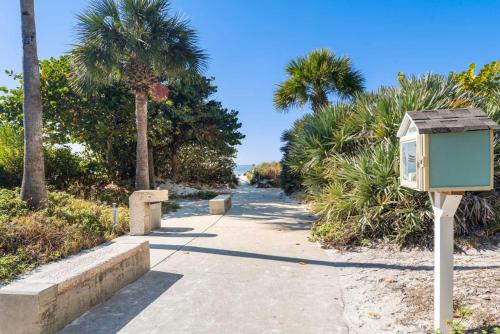 Perfect Ppace for a getaway spacious one bedroom sleeps four MP410 - image 10