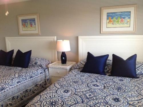 The beach is calling and I must go to this absolutely fabulous condo SDC1503 - image 12