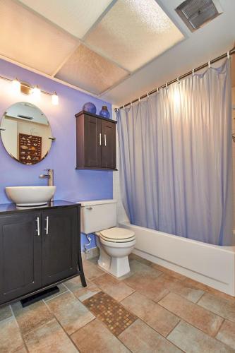The perfect beach getaway has a direct Gulf front balcony and unit sleeps six VS2B - image 8