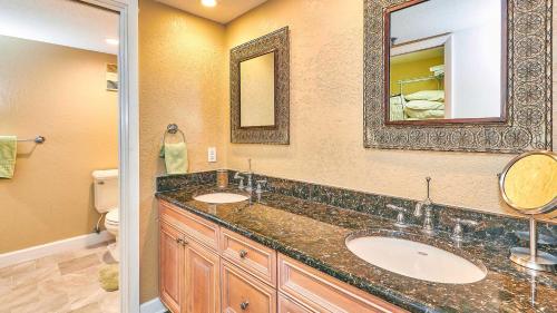 The perfect vacation condo with style flair beauty and a beach DR203 - image 10