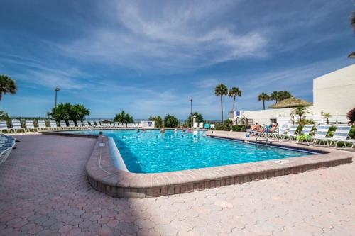 You are on vacation kick back and live the beach life OS608