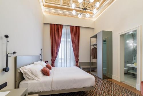 Superior Double Room image 10