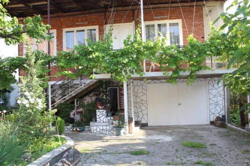 Εξωτερική όψη, Guest house Meri Poppins in Dedoplis Tskaro