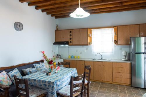 «MARMARA» house in ลอส