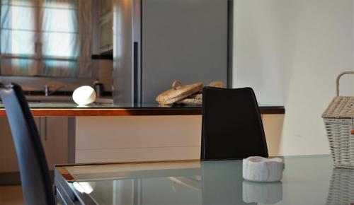 Zigouris House - image 12