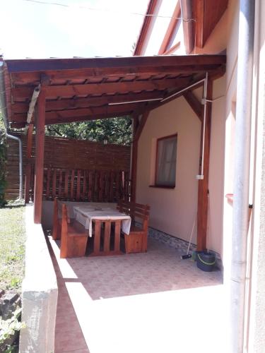 Marika Apartmanház