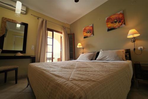 Two-Bedroom Apartment with Sea View image 5