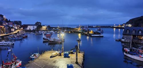 . Harbour Tavern Penthouse