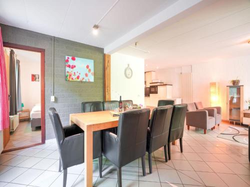 Secluded Holiday Home in Ulestraten with Garden - image 10