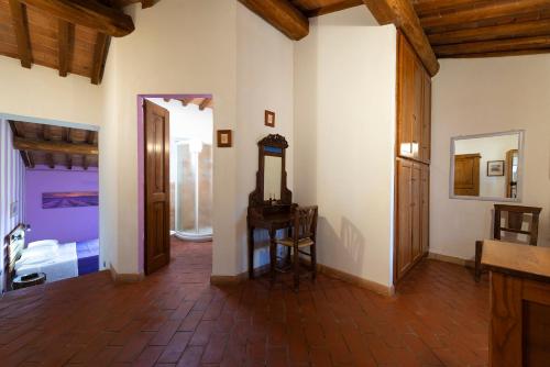 Locanda Vesuna - Tap to explore photos