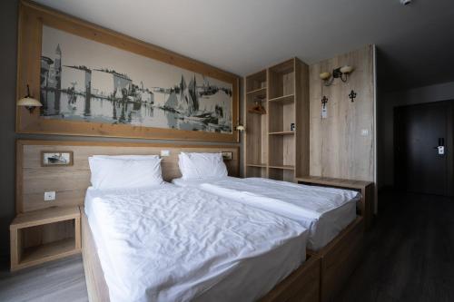 Hotel Piran - main image