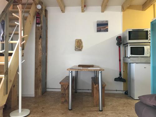 Studio privé avec cuisine sdb et terrasse privés - Location saisonnière - Saint-Sever