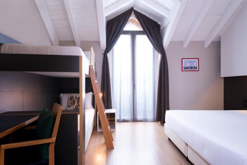 306770880 Hotel Osteria della Pista dal 1875