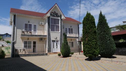 Pensiunea Ryana Maria - image 2