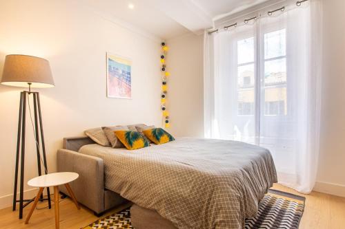 JJ8 - MAGNIFIQUE 3PIECES, ENTIEREMENT RENOVE, CLIM, VIEUX-NICE, Nizza (Foto 8)