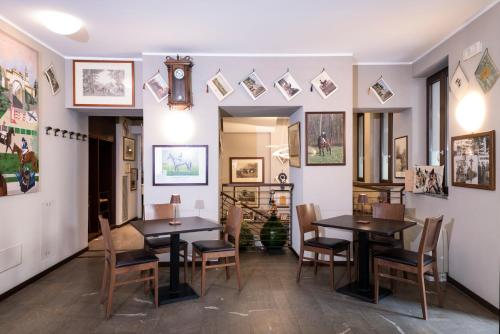 306778693 Hotel Osteria della Pista dal 1875