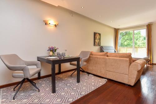 Apartment image 10