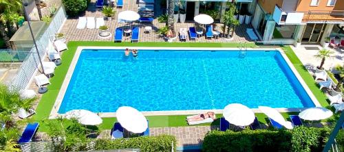 Hotel La Perla - image 4
