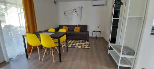 Gesztenyes Apartmanhaz Tiszaalpar in Tiszaalpár