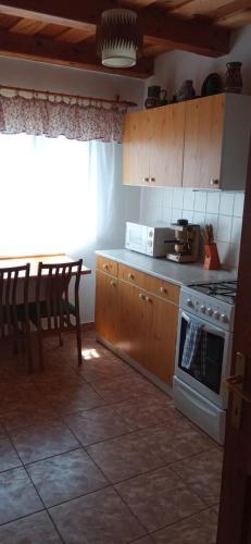 Hegyi Nyaraló (Hegyi Nyaralo) in Sátoraljaújhely
