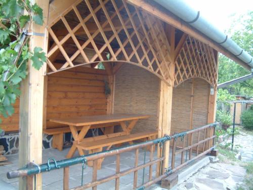 Hegyi Nyaraló (Hegyi Nyaralo) in Sátoraljaújhely