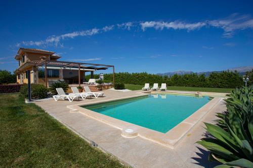 Finca Can Vanrell, Muro