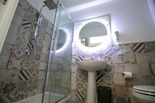 B&B Azul – Palermo, CA