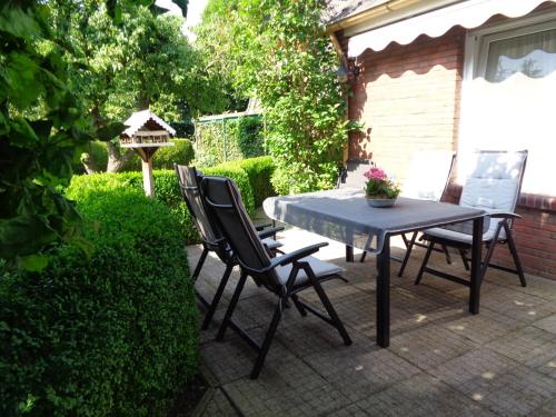 Ferienwohnung Simmering 343m von Gartenstraße entfernt