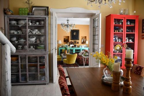 Vintage Luxurious house in ซอมบอร์