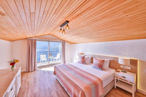 Hilaris Hotel - image 3