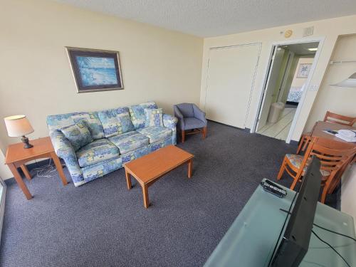Oceanfront 2 Bedroom 3 Bathroom Unit 539-540 - Sleeps 10 thumb 2