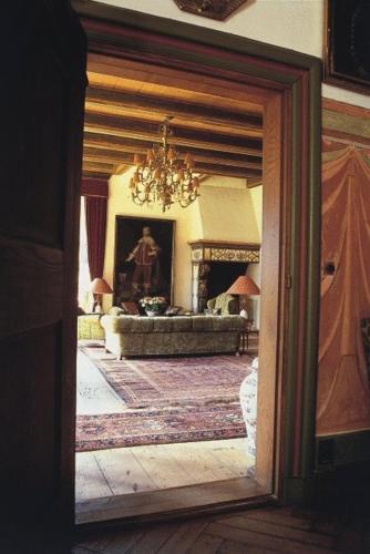 Broholm Castle - image 13