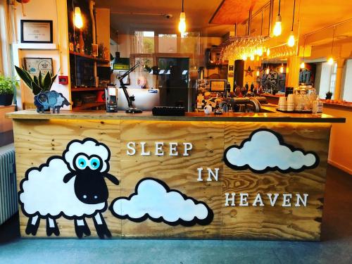 Fojė, Sleep in Heaven in Norebro