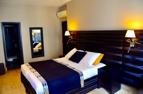 Hotel Migny Opéra Montmartre - image 9