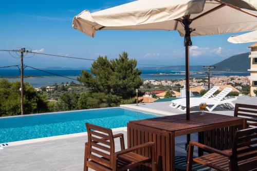 Voula Villas II Luxury